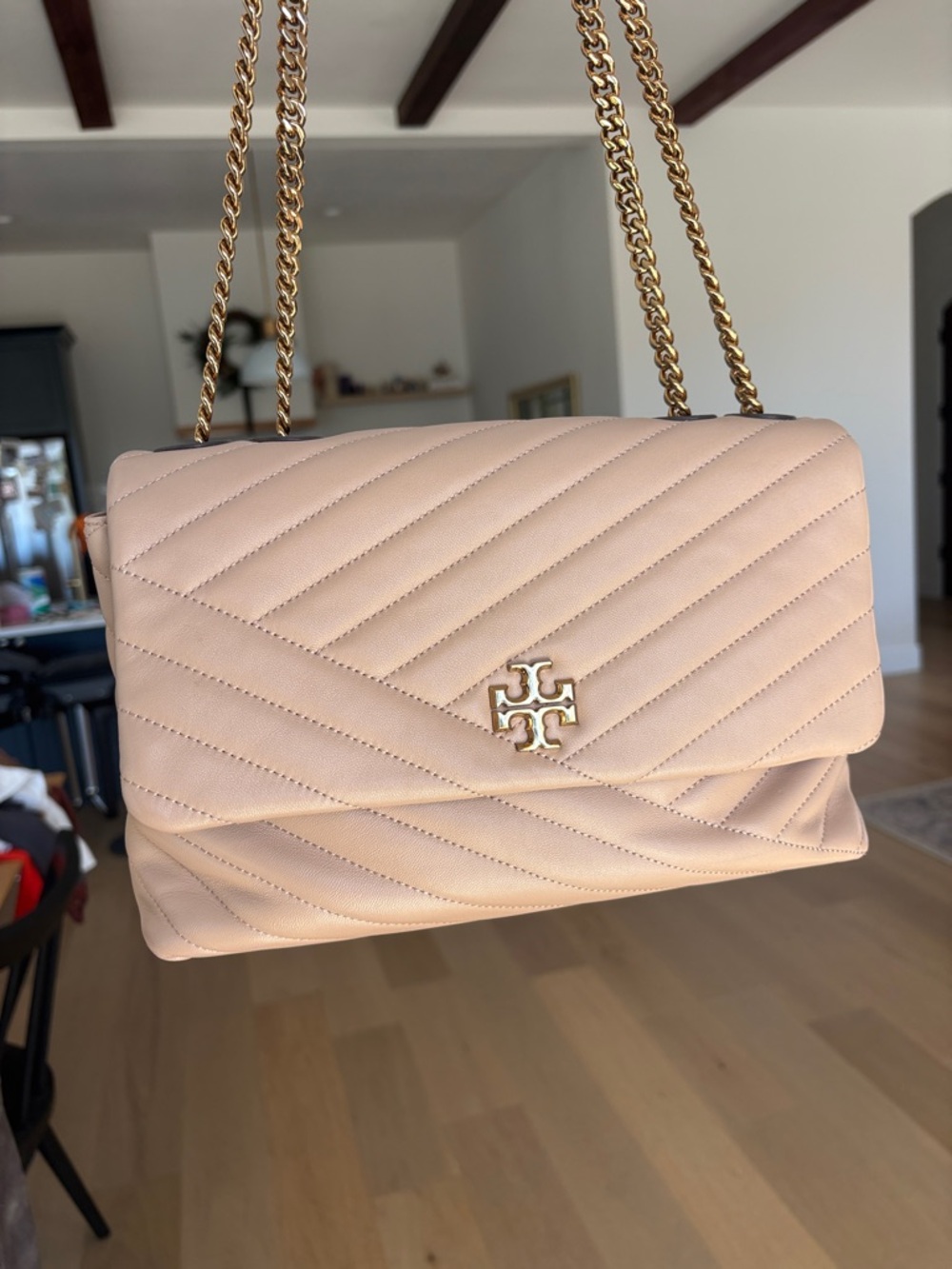 Tory Burch Quilted Chain Shoulder Bag in Blush Pink